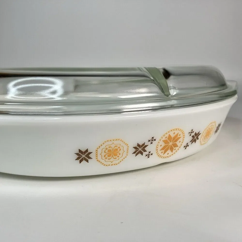 Vtg Pyrex Town and Country 1.5 Qt Divided Casserole Dish Oval with Clear Lid